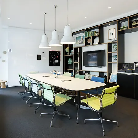 Citizenm