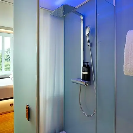 Citizenm