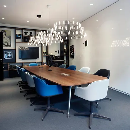 Otel Citizenm 4*